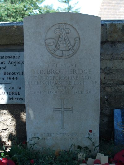 Cimetière militaire de Ranville